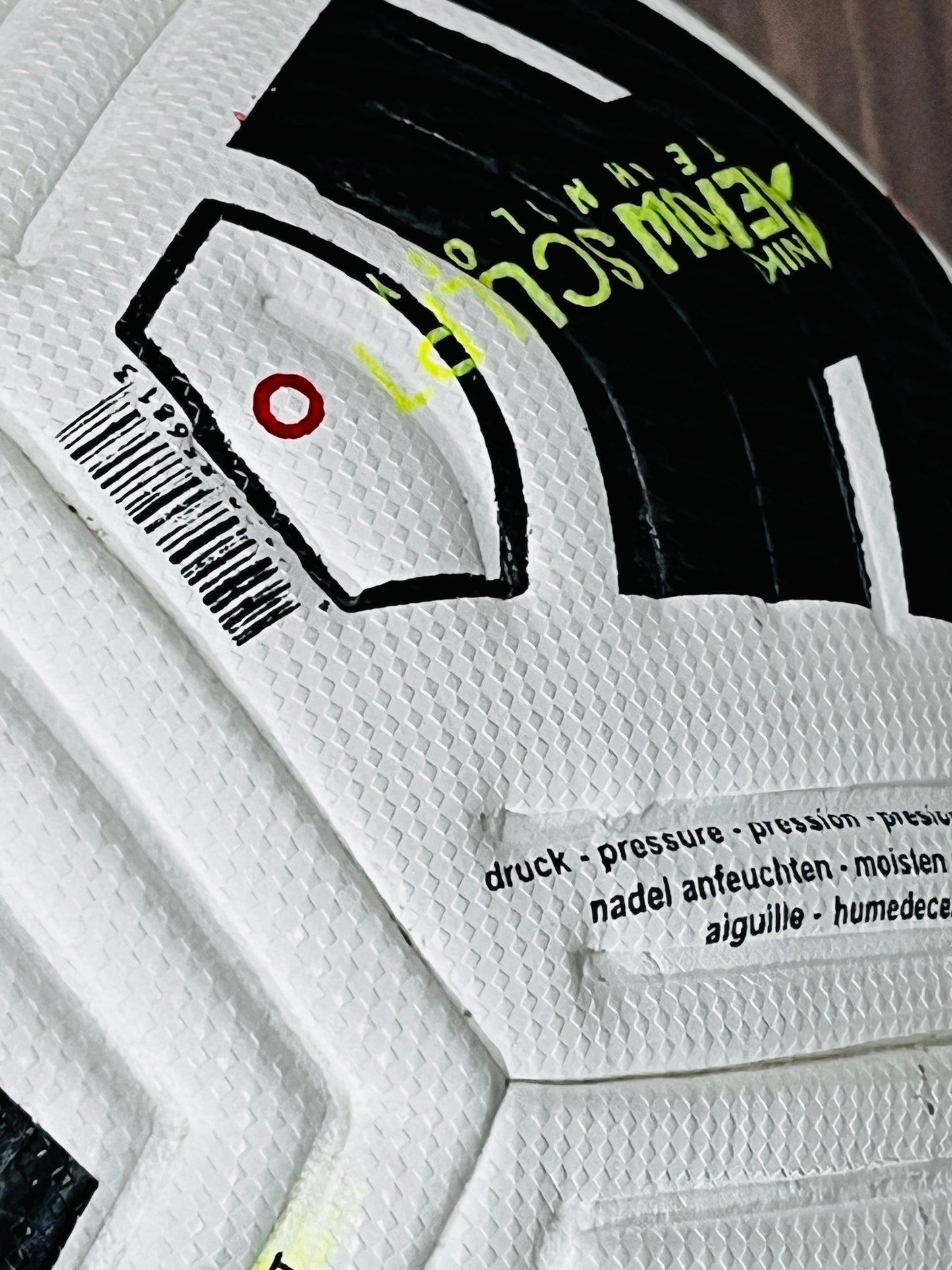 Nike Academy Pro Soccer Ball 2025 V3