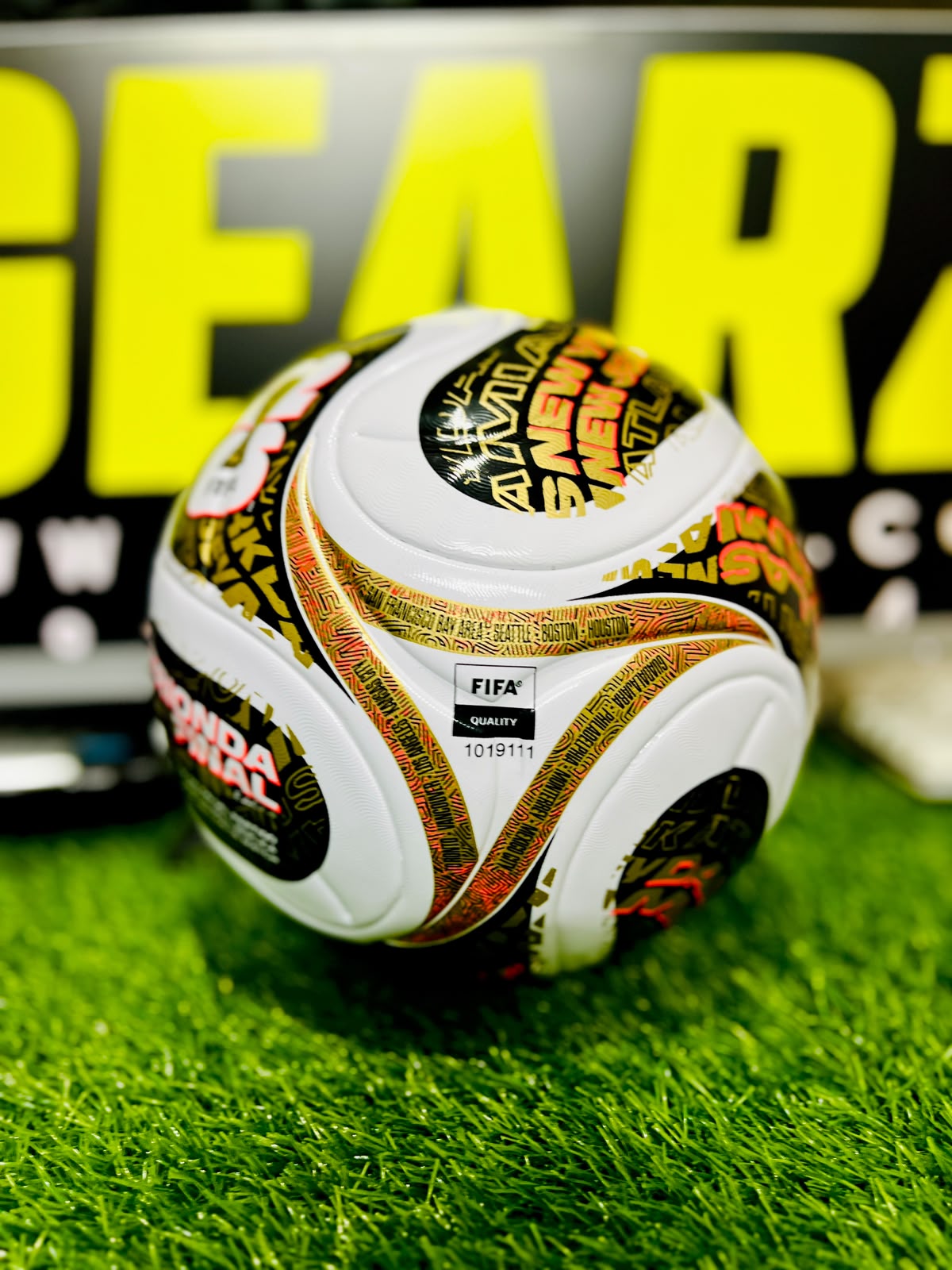 Recent World Cup 2026 Final Pro Soccer football (Premium with Box)