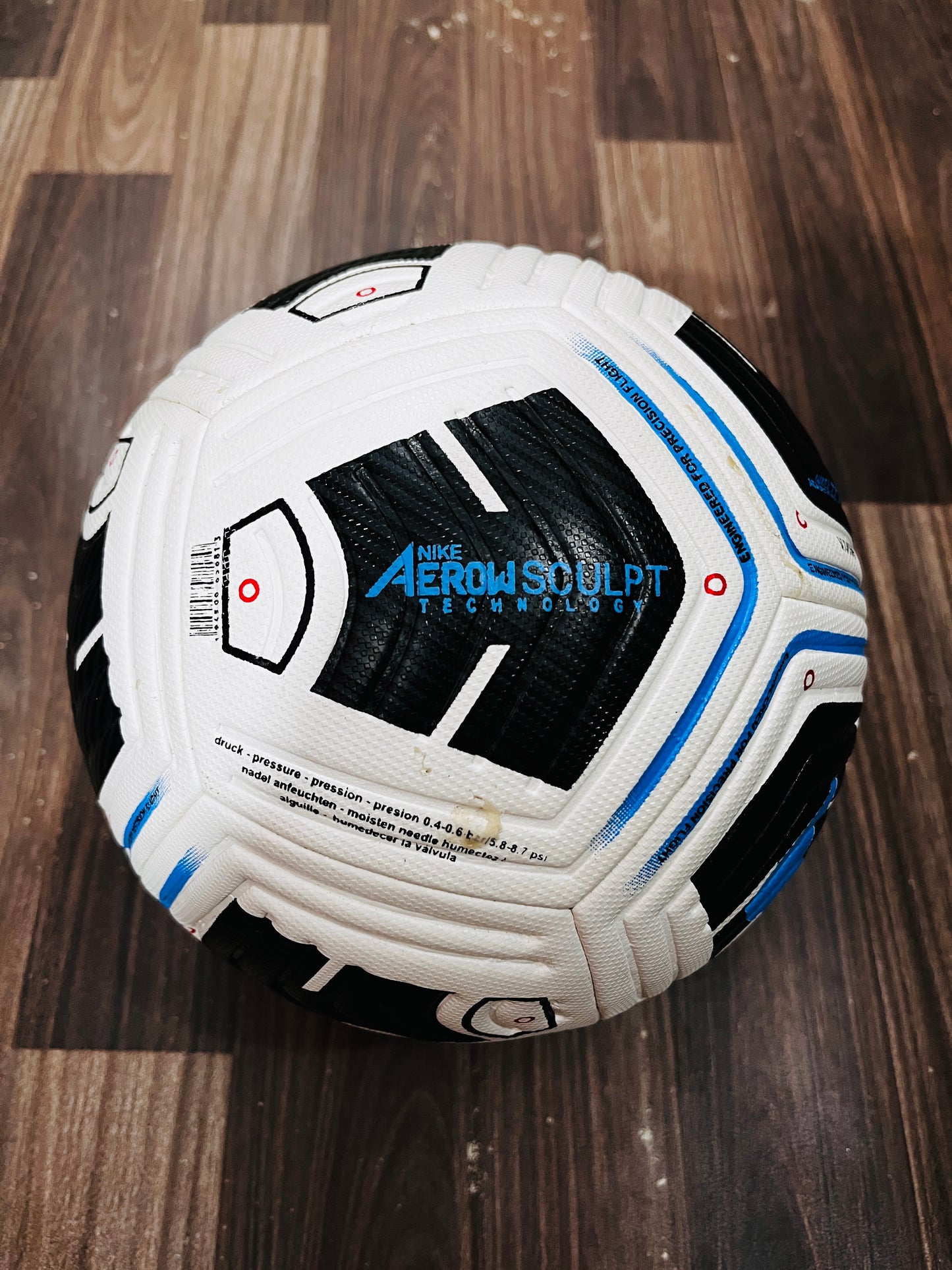 Nike Academy Pro Soccer Ball 2025 V2