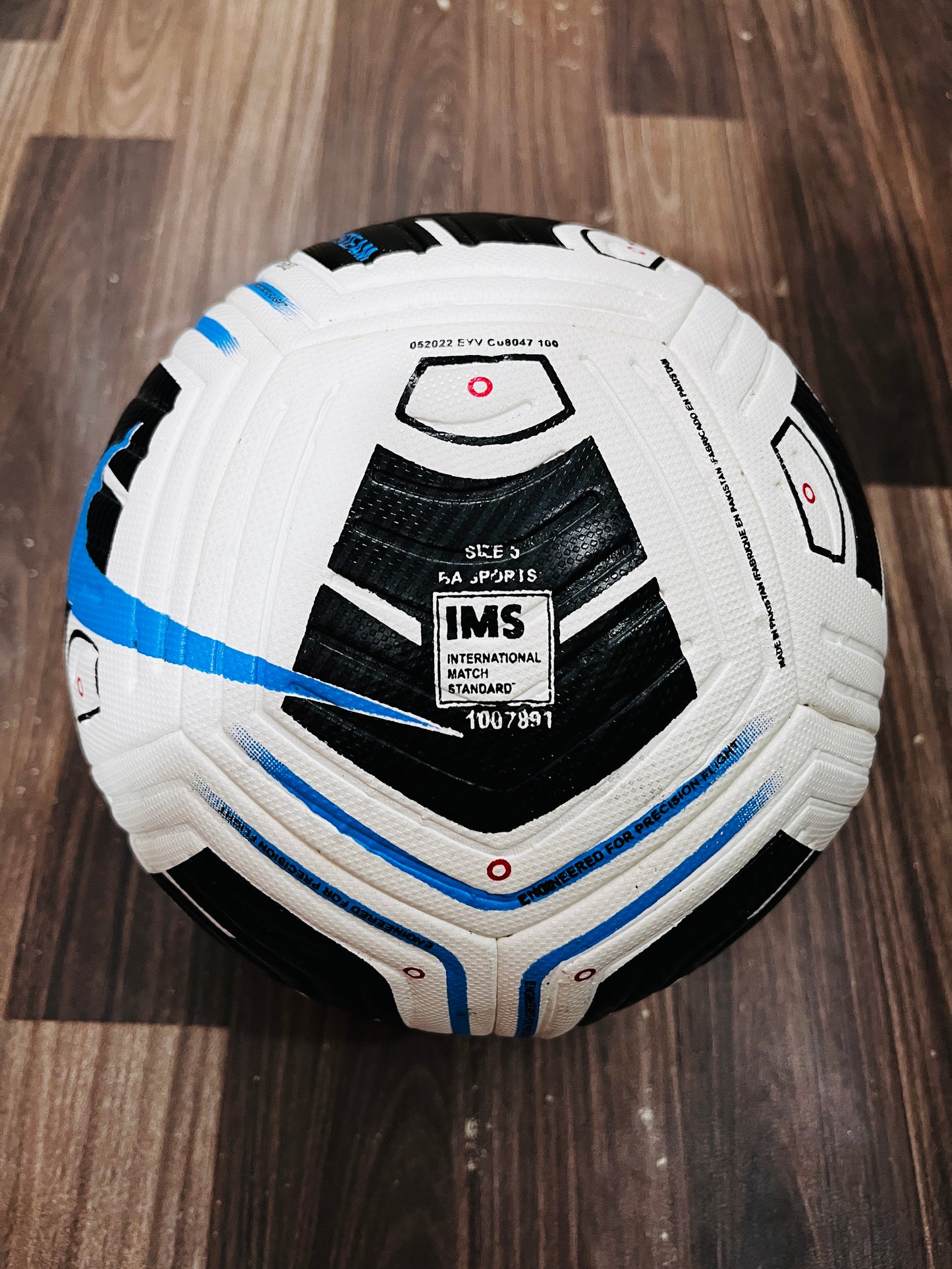 Nike Academy Pro Soccer Ball 2025 V2