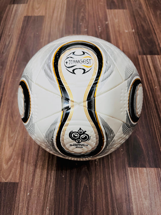 Adidas +Teamgeist World Cup 2006 Match Ball – Thermal Bonded