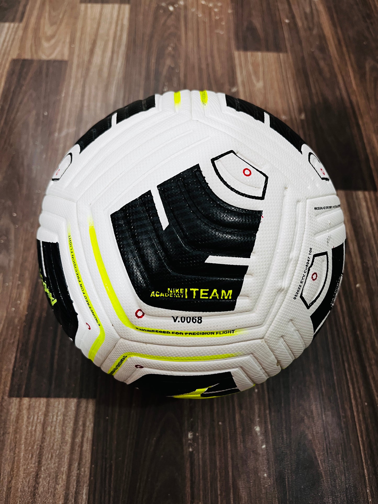 Nike Academy Pro Soccer Ball 2025 V3