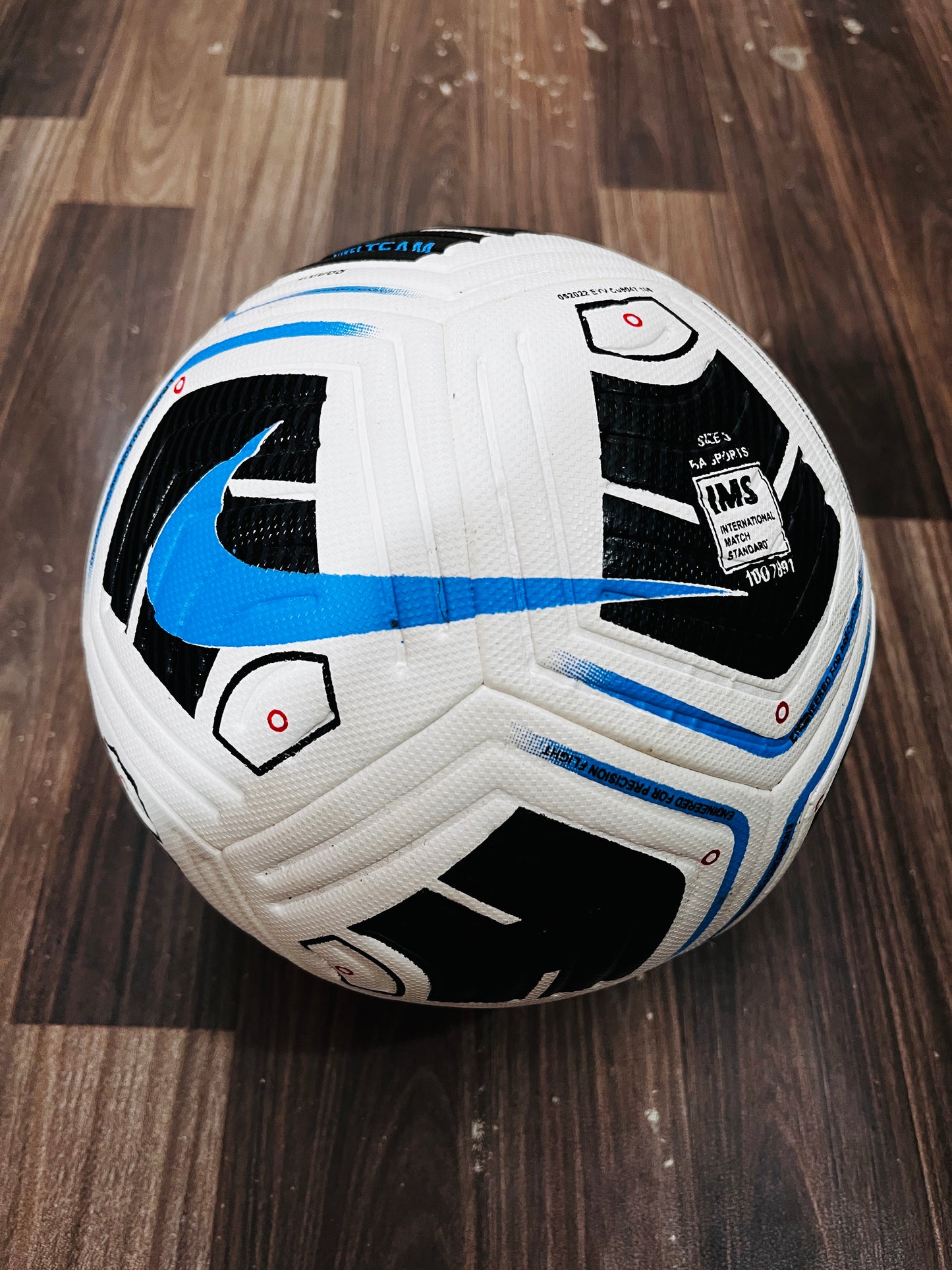 Nike Academy Pro Soccer Ball 2025 V2