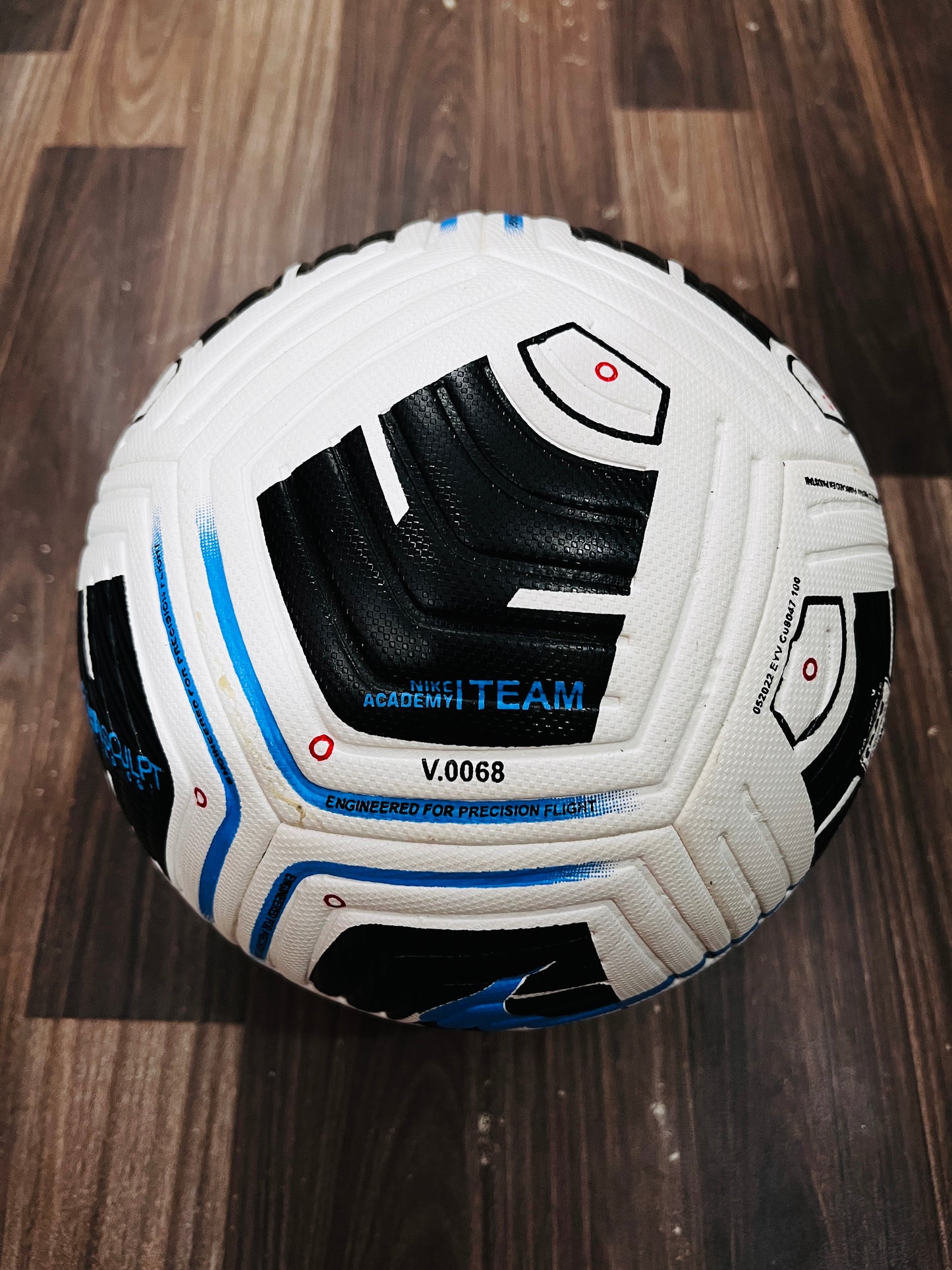 Nike Academy Pro Soccer Ball 2025 V2