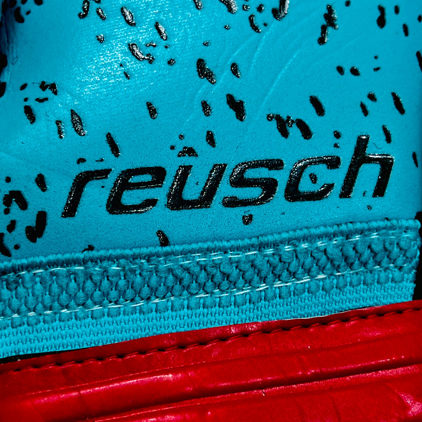 Reusch Goalkeeping Gloves for Adults – Professional Soccer Goalie Gloves with Superior Grip and Comfort (Red)