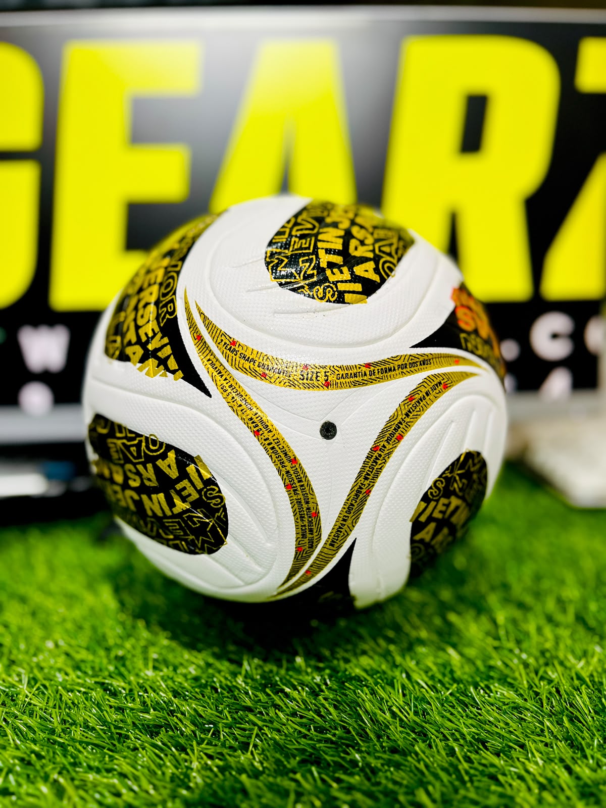 Recent World Cup 2026 Final Pro Soccer football (Golden)