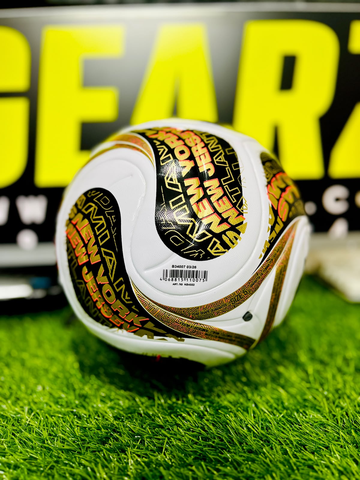 Recent World Cup 2026 Final Pro Soccer football (Premium with Box)