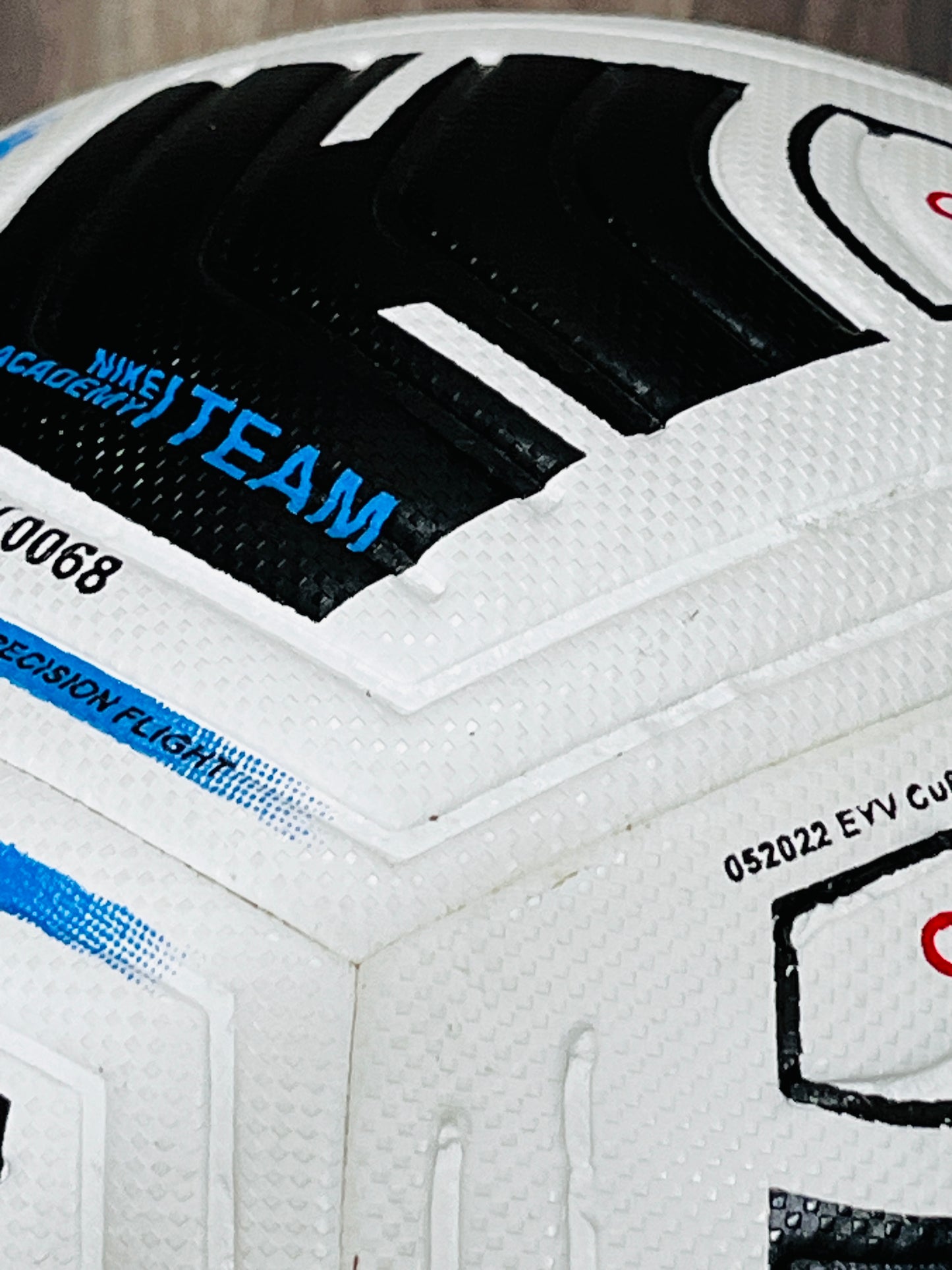 Nike Academy Pro Soccer Ball 2025 V2